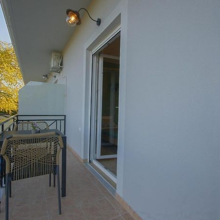 Ariadni Apartments Dassia ภายนอก รูปภาพ
